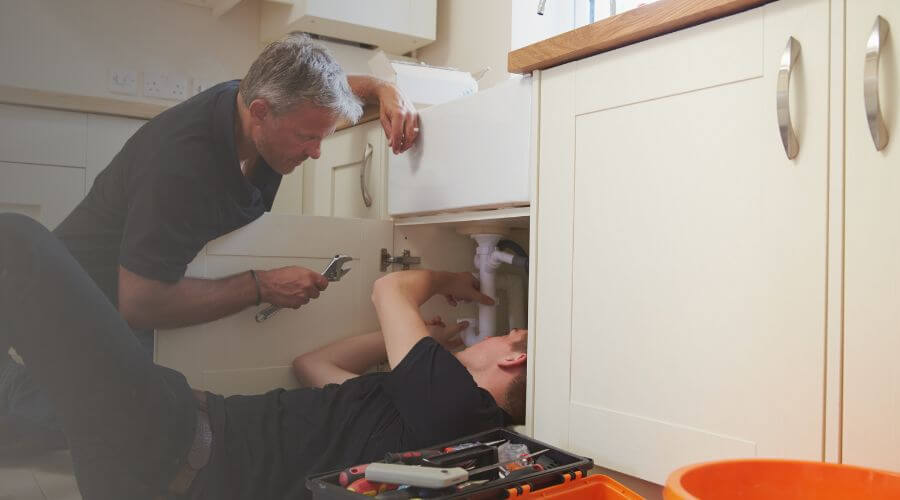 Professional burst pipe repair services in Hazard, NE